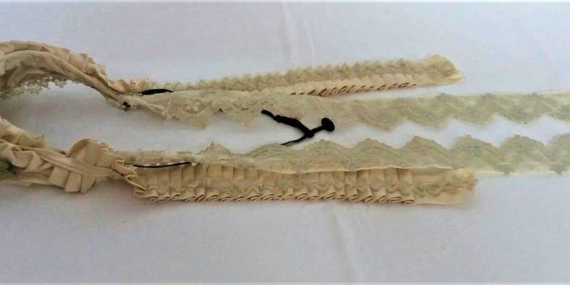 Copricapo, attaccamento del velo da sposa, fine del XIX o inizio del XX secolo